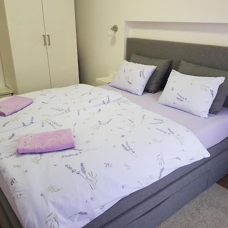 Apartman Luka Novigrad Istria Exteriör bild