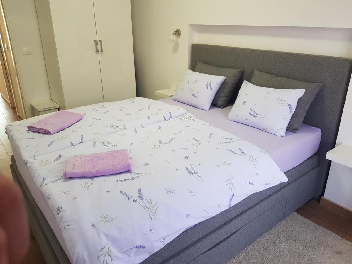 Apartman Luka Novigrad Istria Exteriör bild
